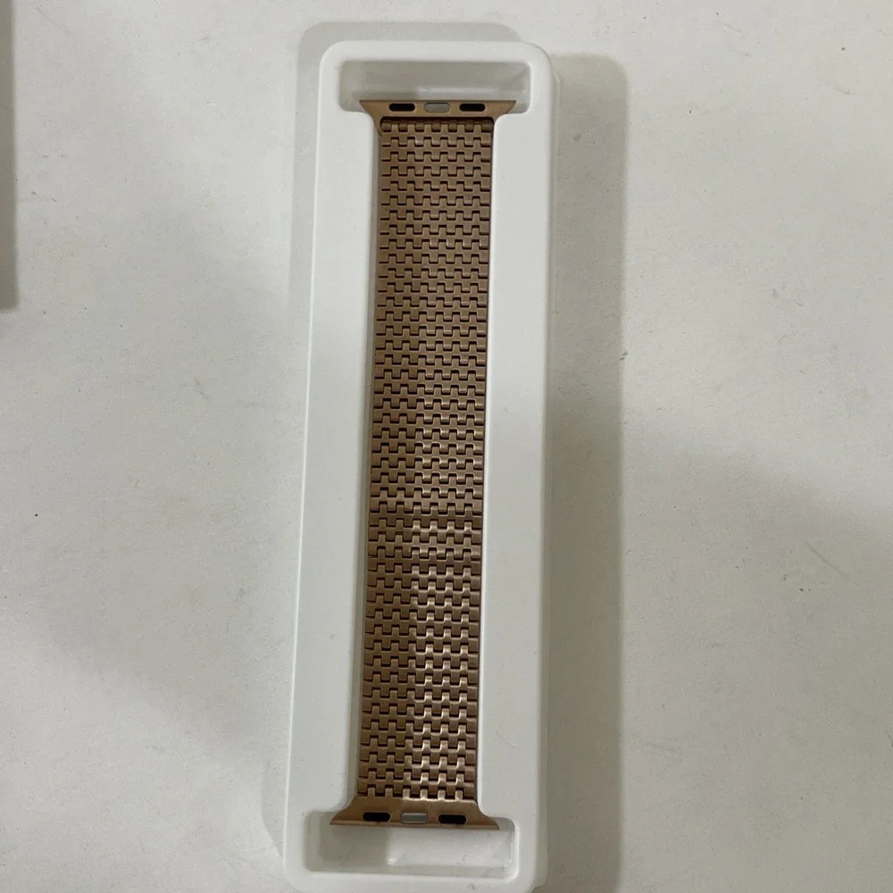 LULULOOK Magnetic Stainless Steel For Apple Watch 42mm‎ Rose Gold New Open Box.